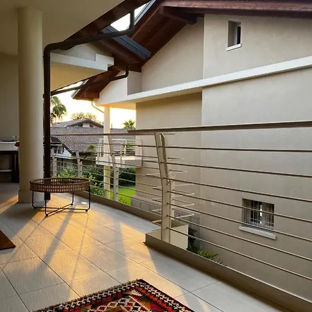 Eco House דירה סירמיונה